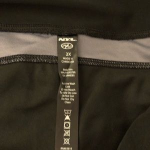 WUC work out pants size 1X black and blue